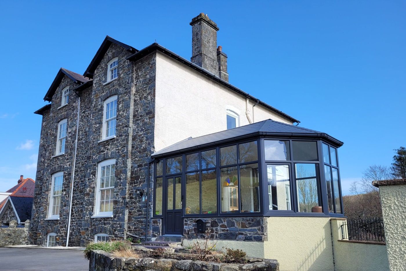 Llys Aeron Guest House