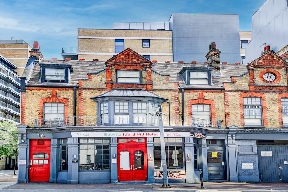 Belvilla Ilford Station Hotel, 4 min from Elizabeth line