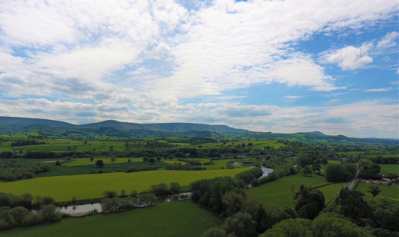 Glanhenwye Cottages