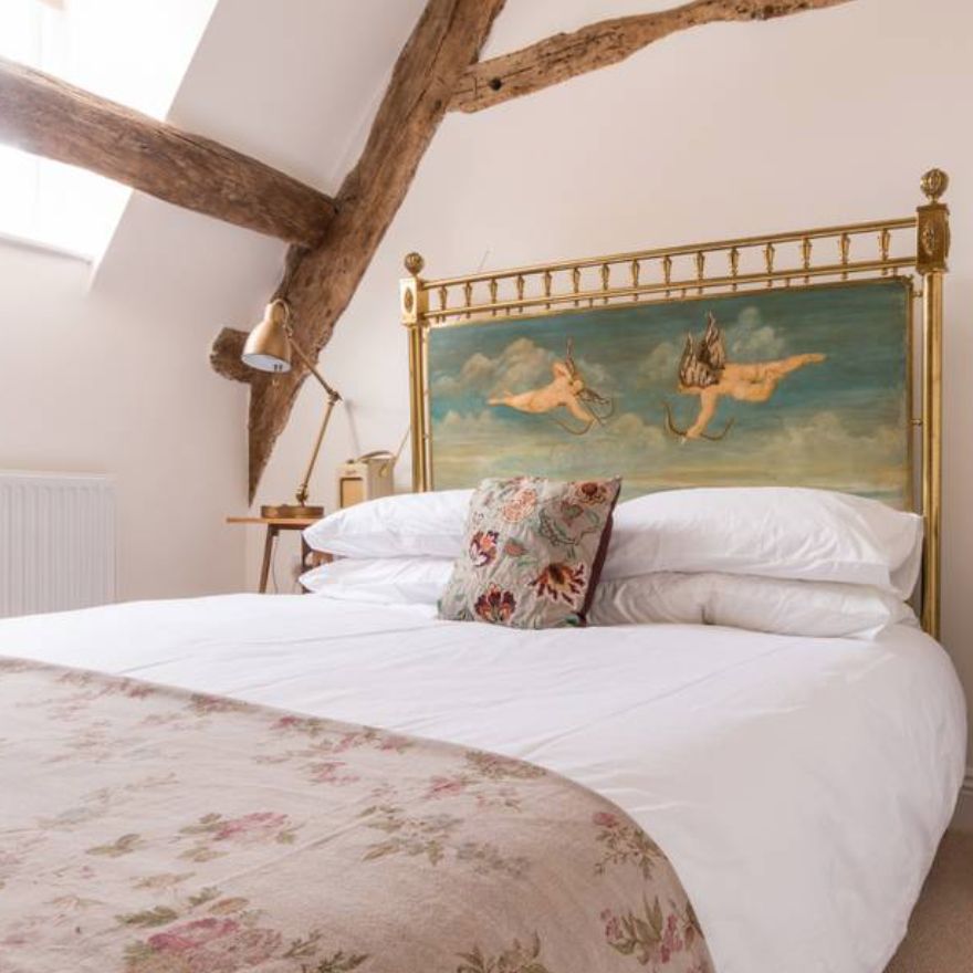 Cotswold Place