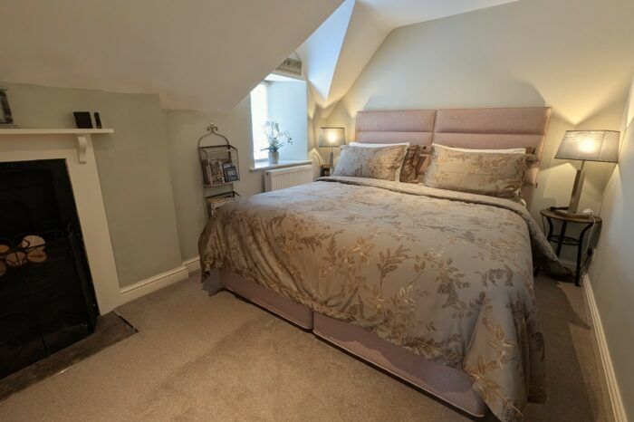 Worralls Grove Farm House Bed & Breakfast