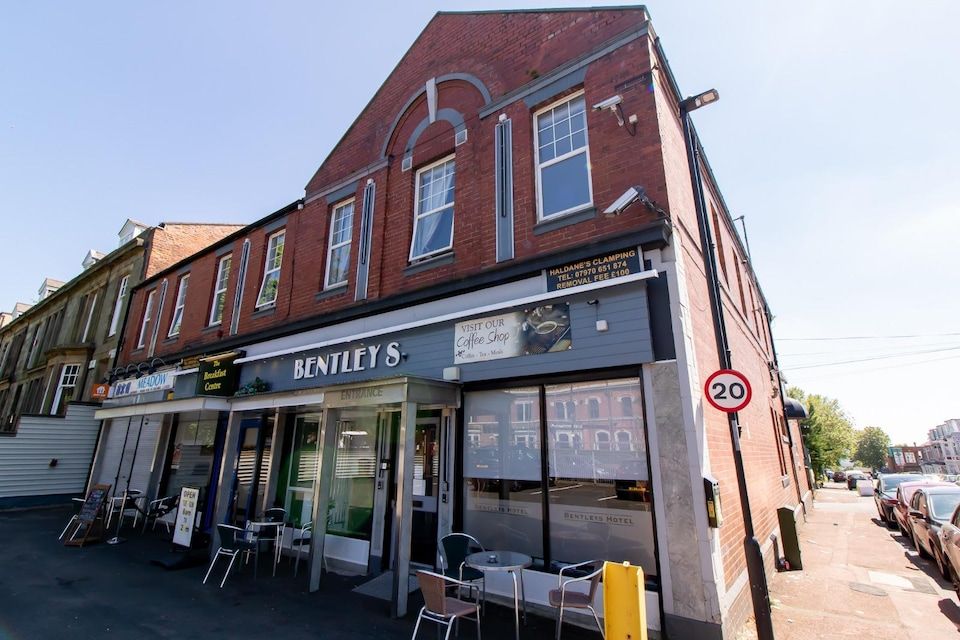 OYO The Bentleys Hotel