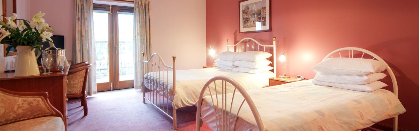 Red House Hotel