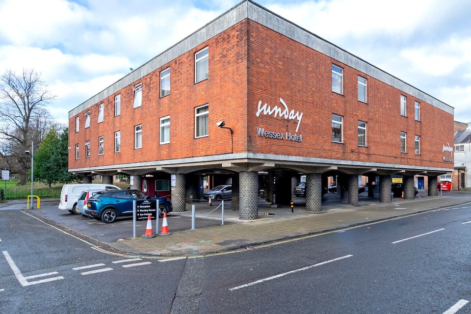 Mercure Winchester Wessex Hotel
