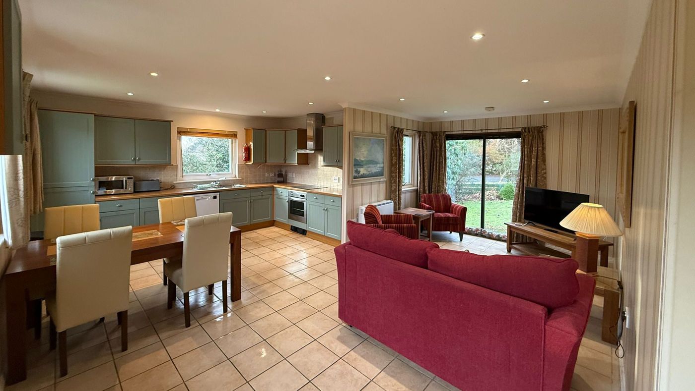 Airds Hotel and Restaurant