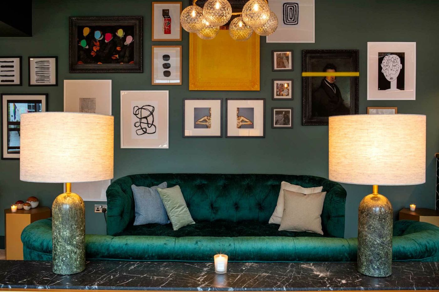 Leven Hotel