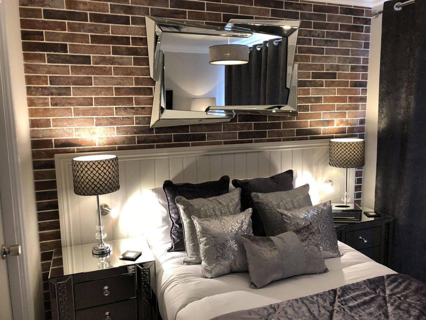 Wolf Inn Serviced Accommodation