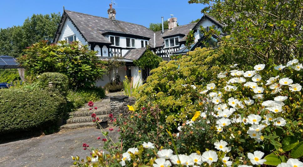 Pentre Cerrig Country House B&B and Self Catering Cottages