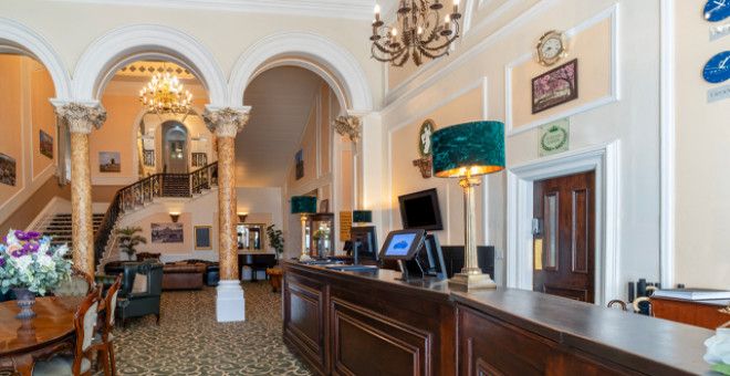 Palace Hotel