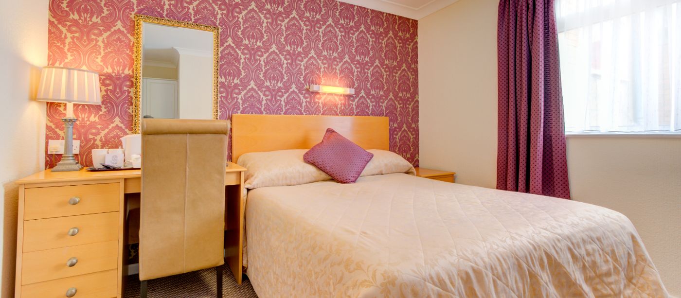 Adelaide House Hotel