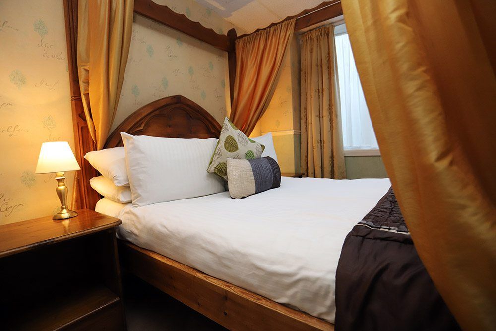 King Charles Hotel