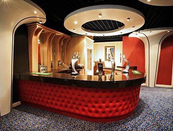 Redwings Lodge Hotel