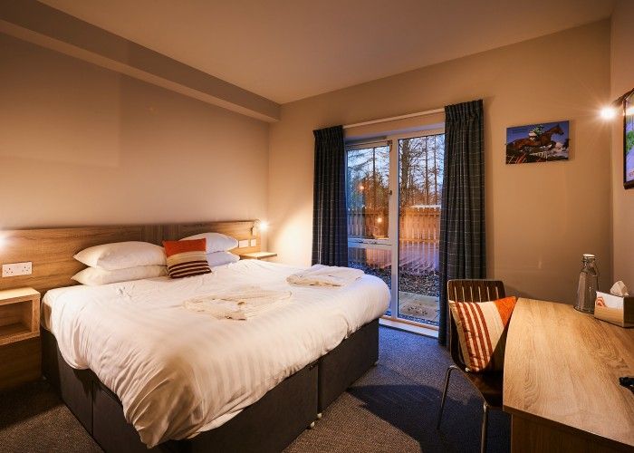 Riverstone Lodge & Restaurant