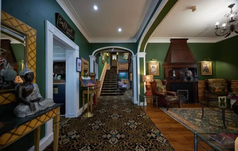 Stone House Hotel