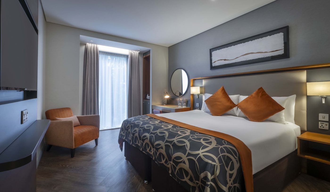Clayton Hotel