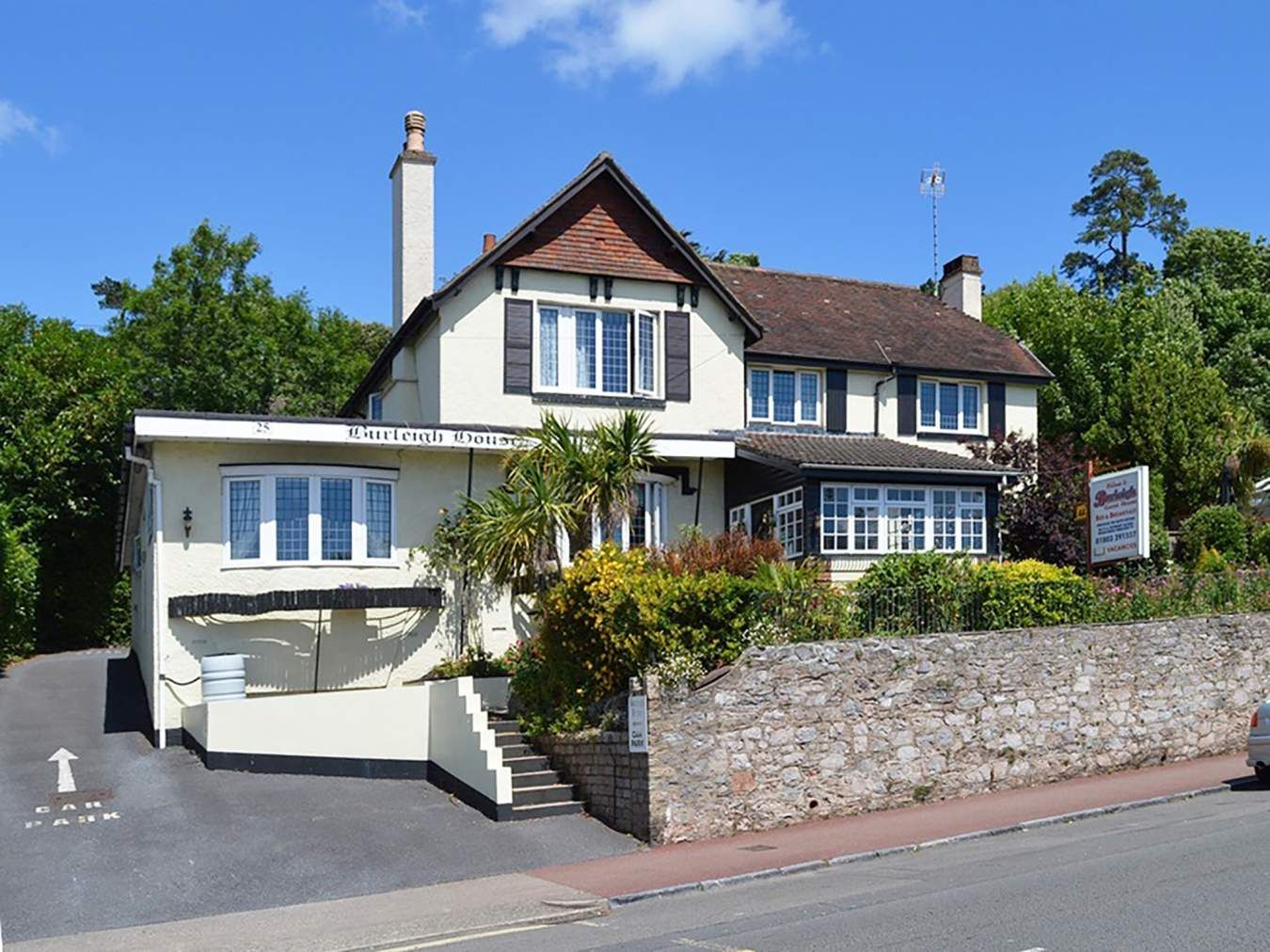Burleigh Guest House