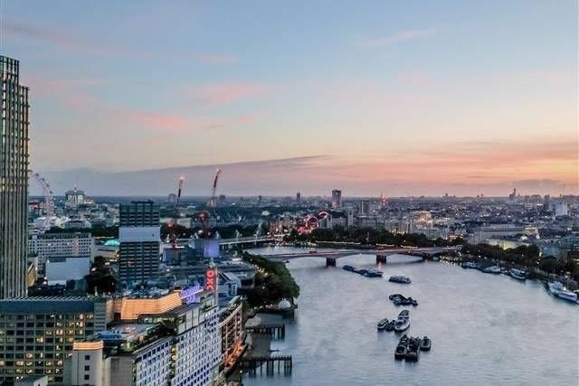 Sea Containers House