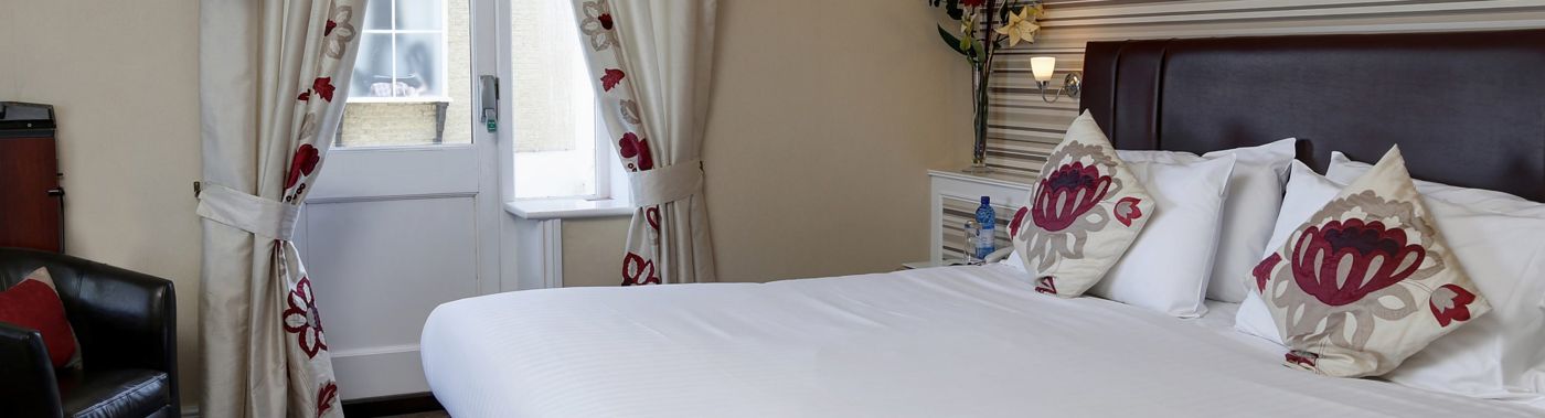 New Holmwood Hotel