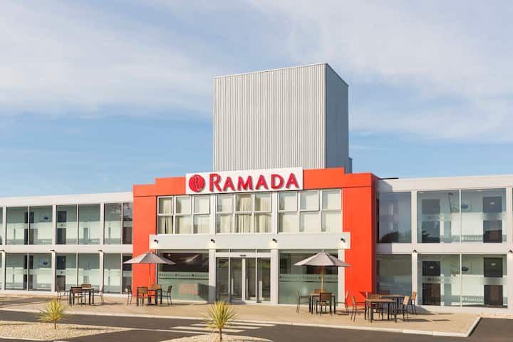 Ramada Hotel