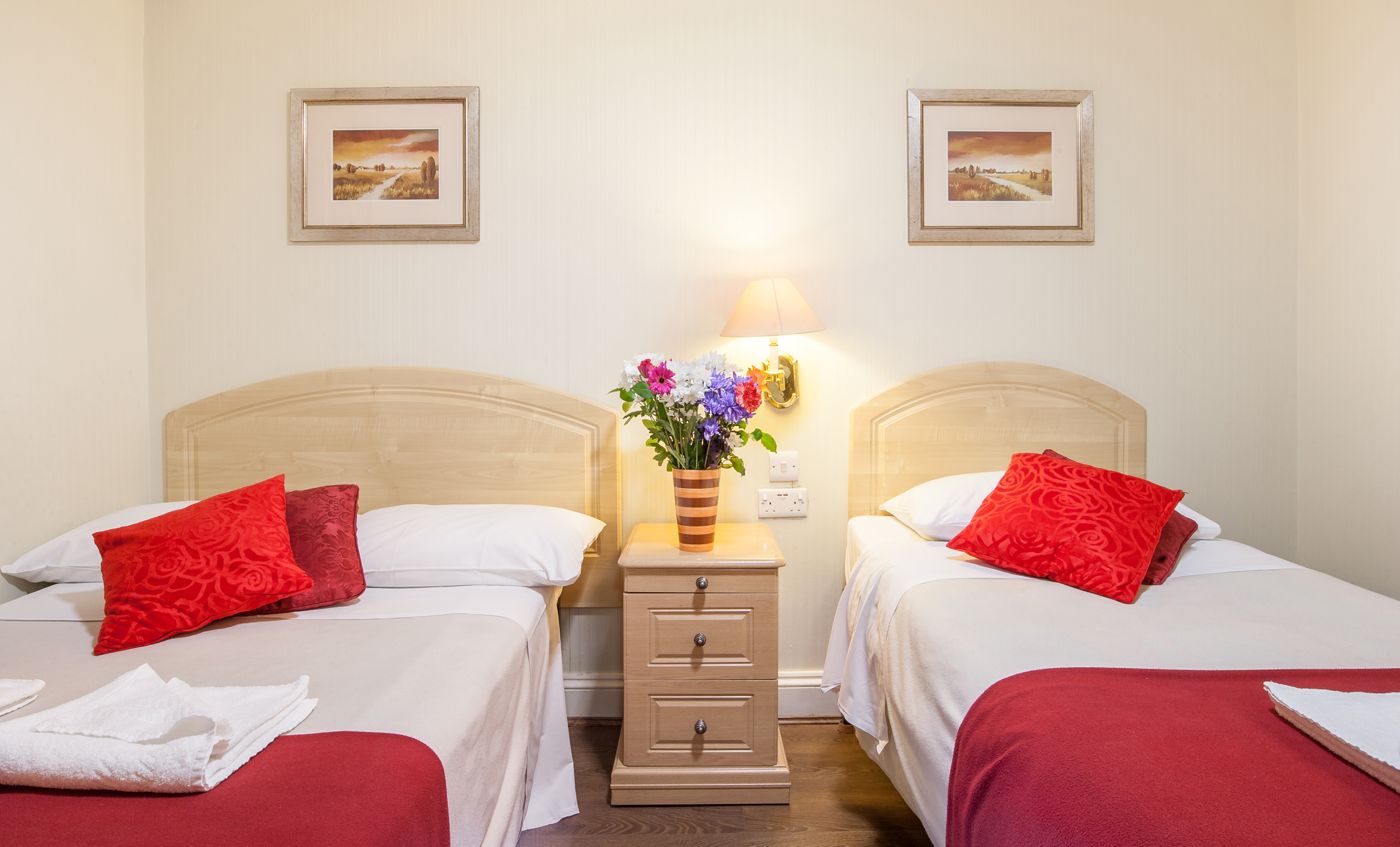 Fairway Hotel