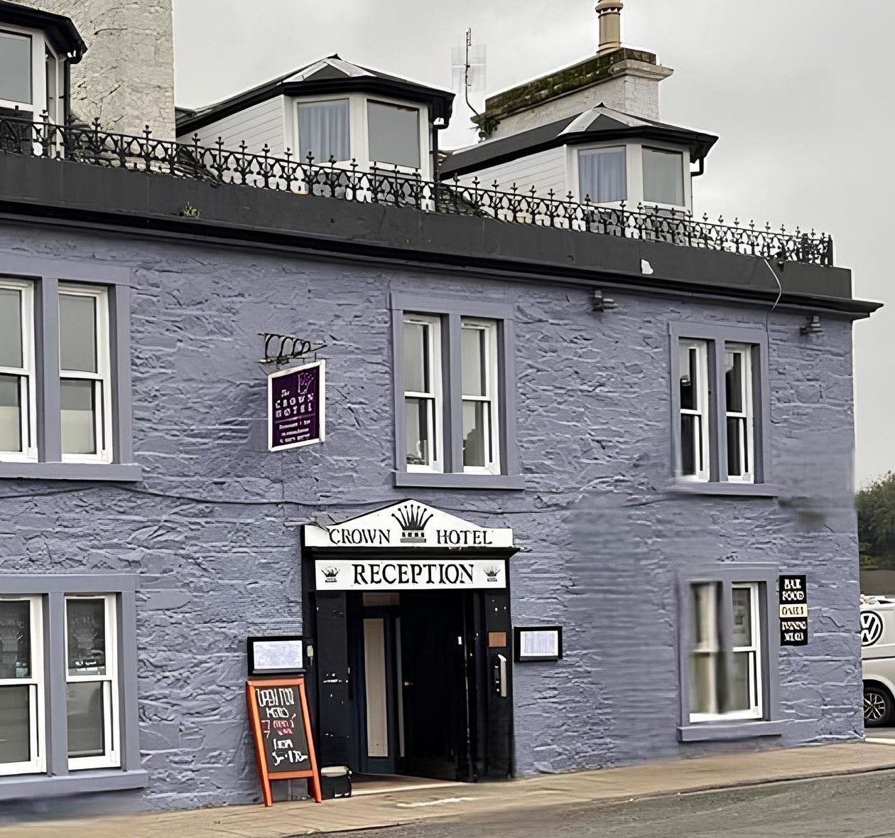 Crown Hotel