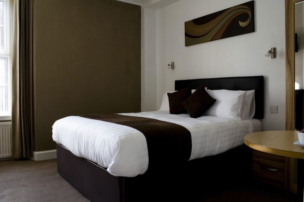 Fairburn Hotel