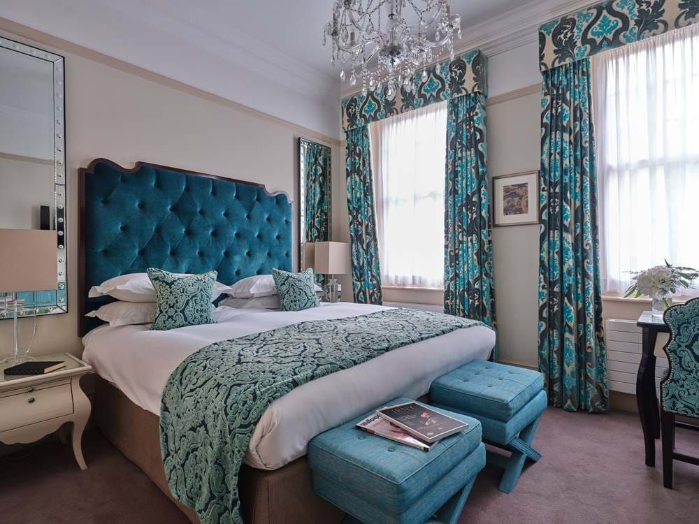 The Apartments by The Sloane Club