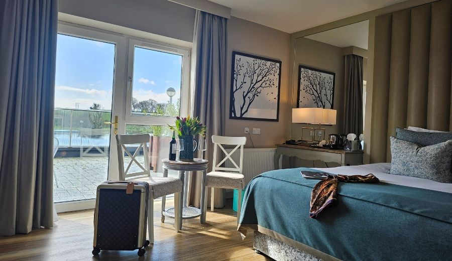 MoyCarn Lodge & Marina