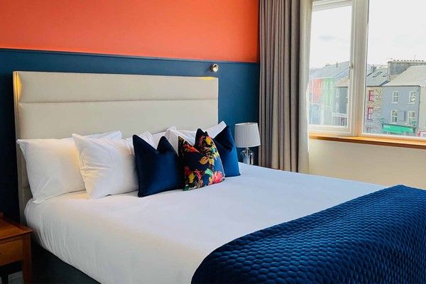 Alcock & Brown Hotel