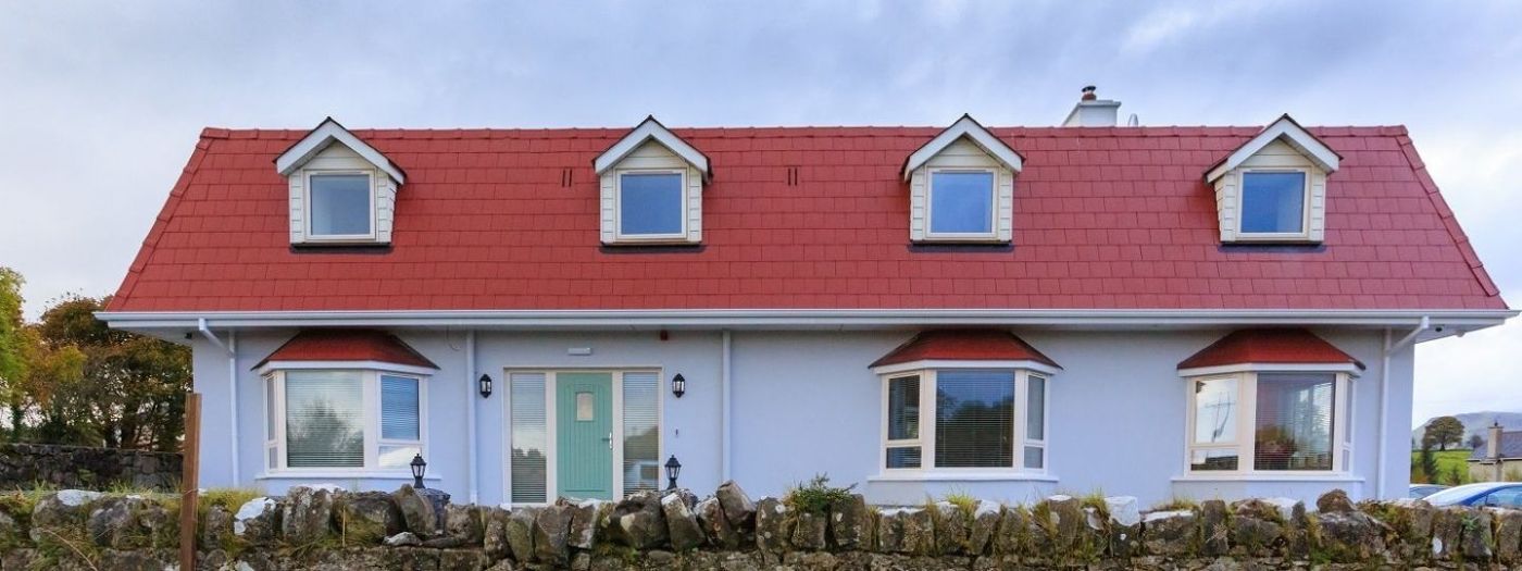 The Red Cottage & Stables Guesthouse
