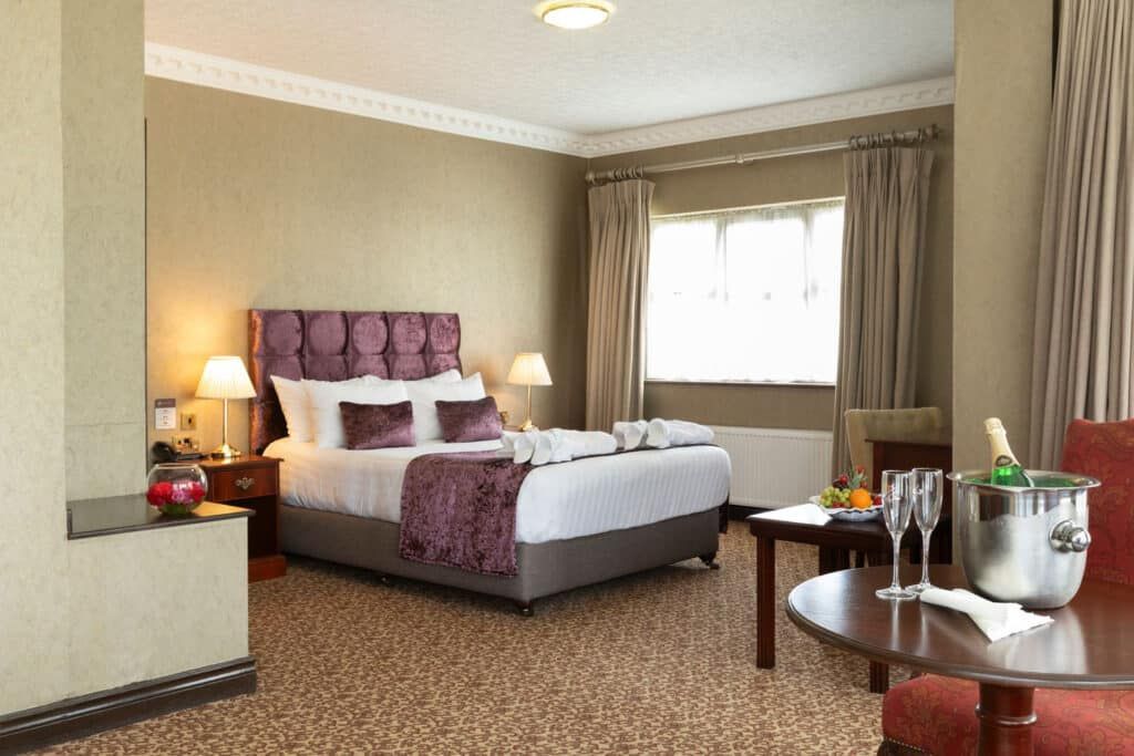 Seven Oaks Hotel