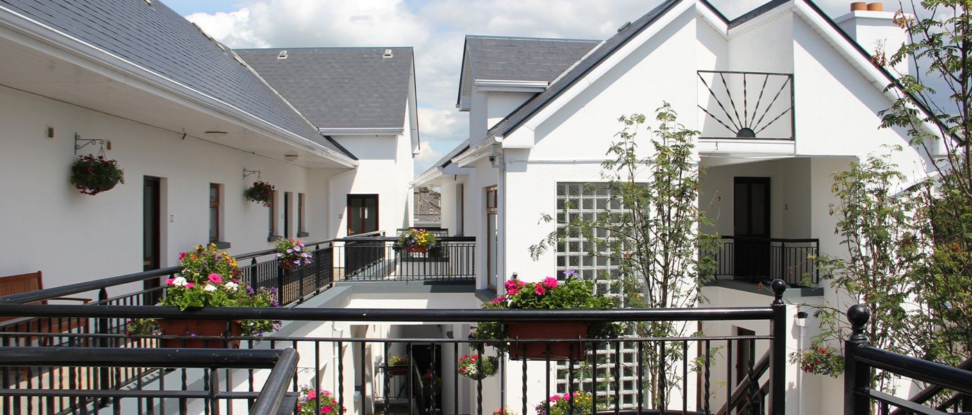 Donegan Court Aparthotel