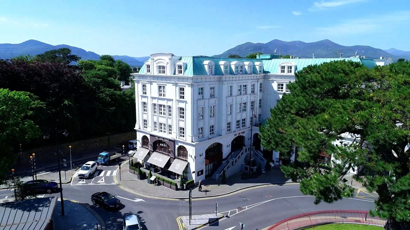 Killarney Plaza Hotel