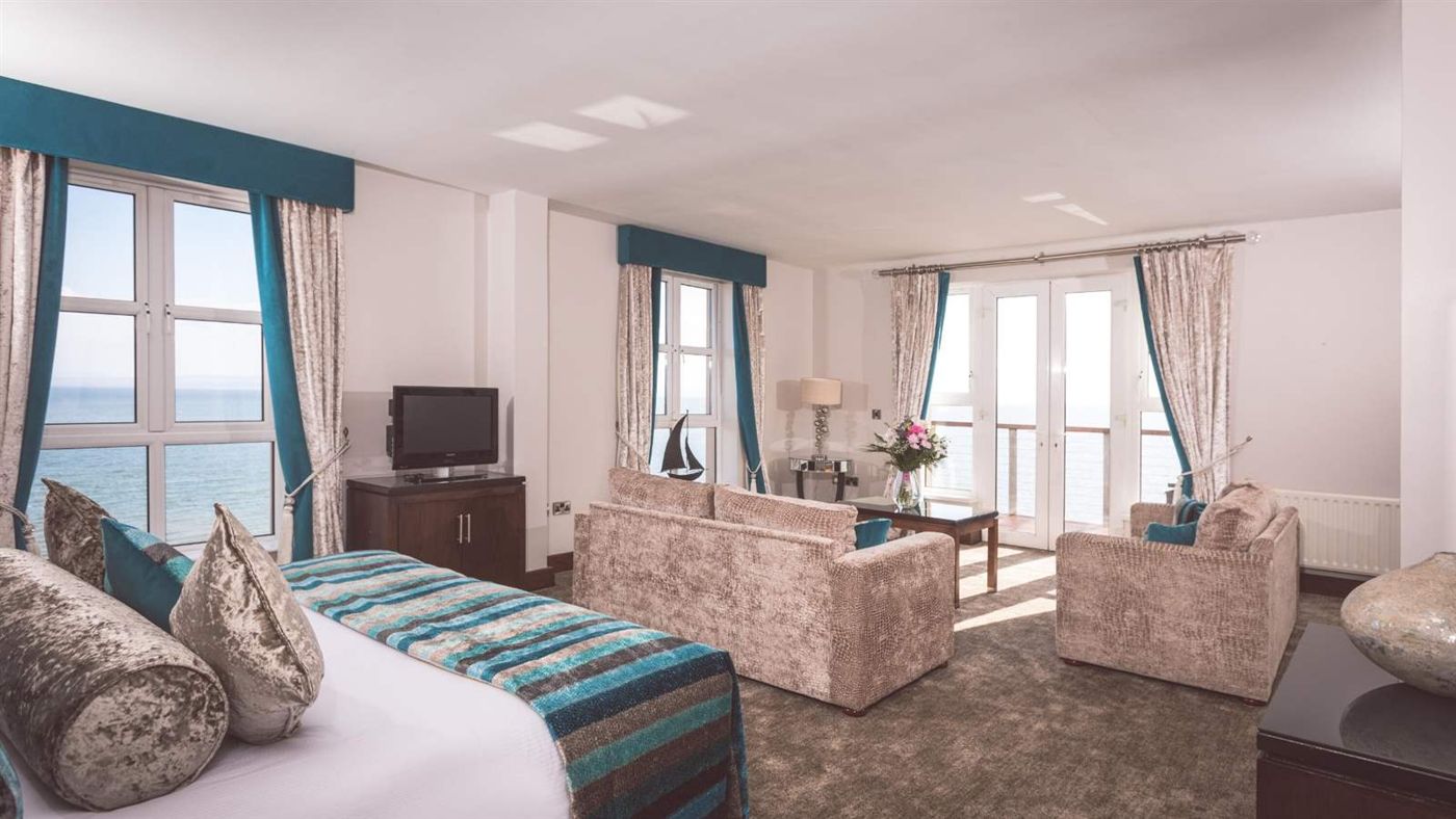 Redcastle Oceanfront Golf & Spa Hotel