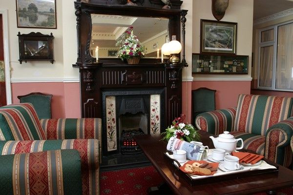 Rhu Glenn Country Club Hotel