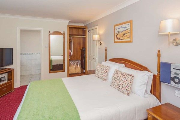 Abbey Lodge