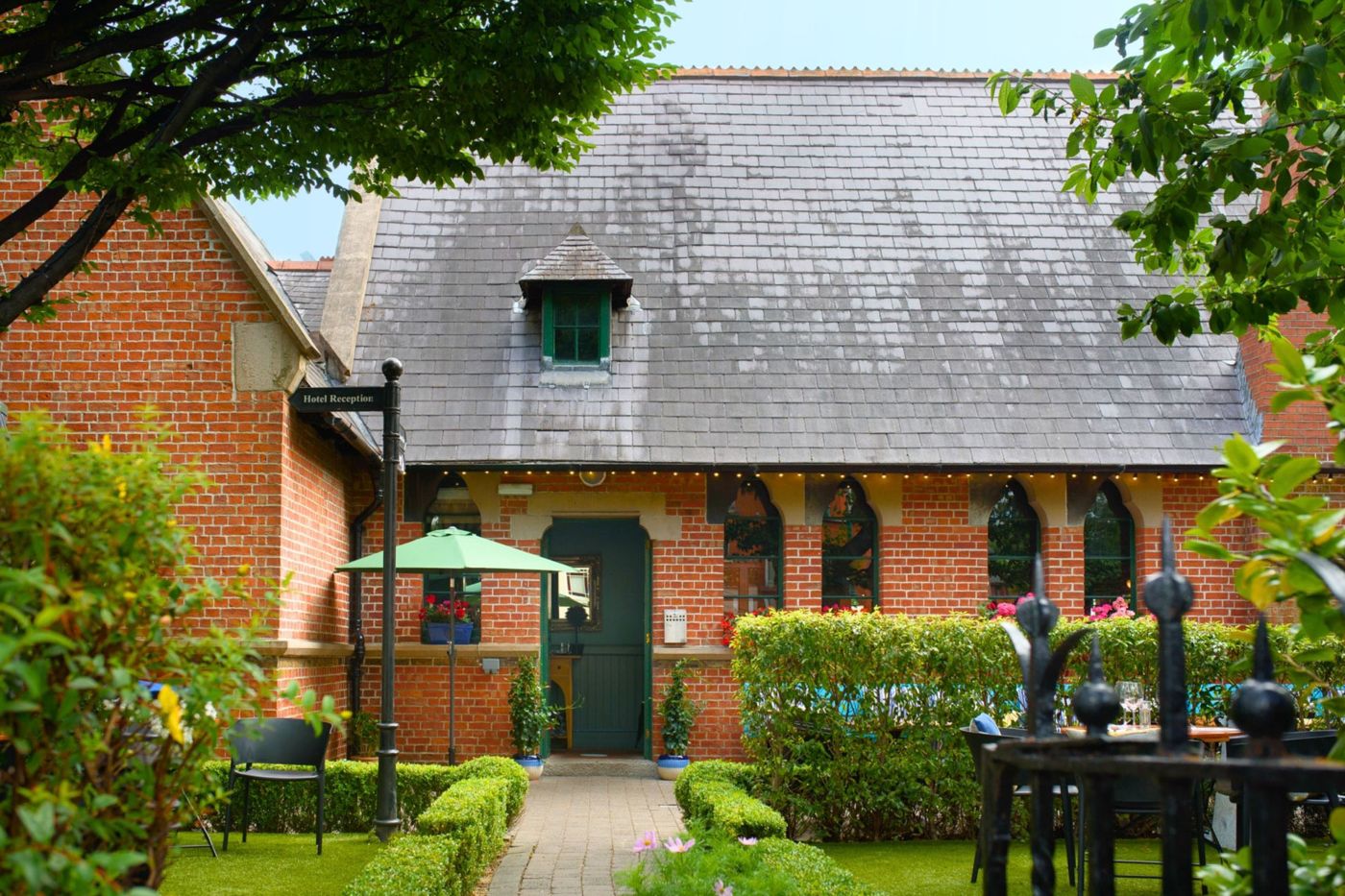 Schoolhouse Hotel