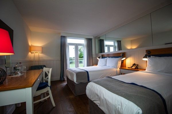 Waterfront Hotel
