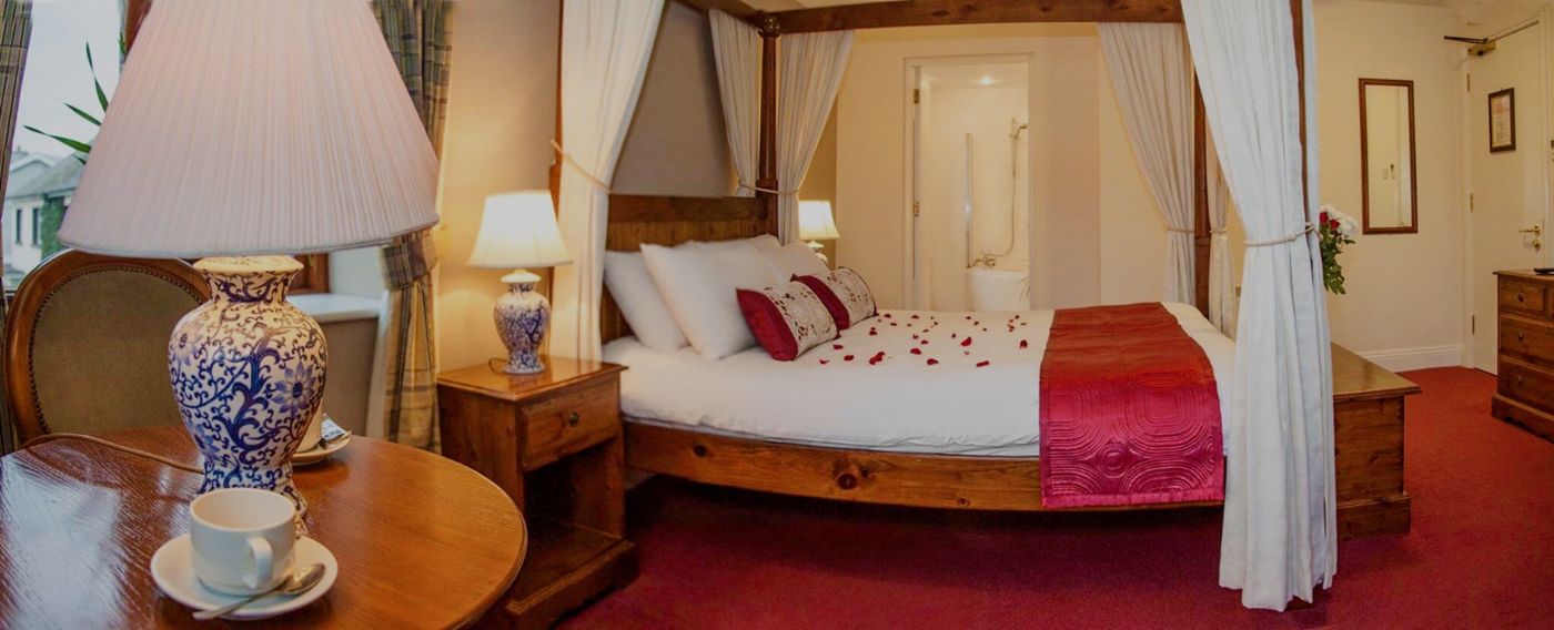 Coach House Hotel