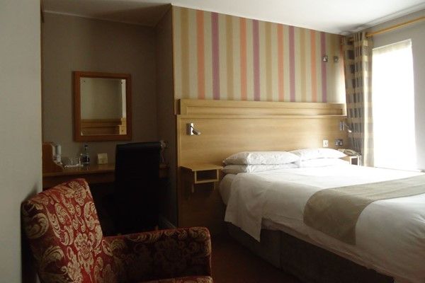 Templemore Arms Hotel