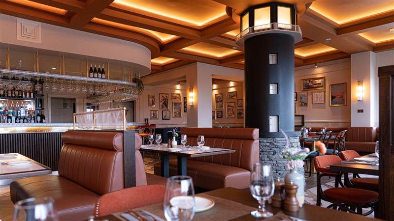 Garryvoe Hotel