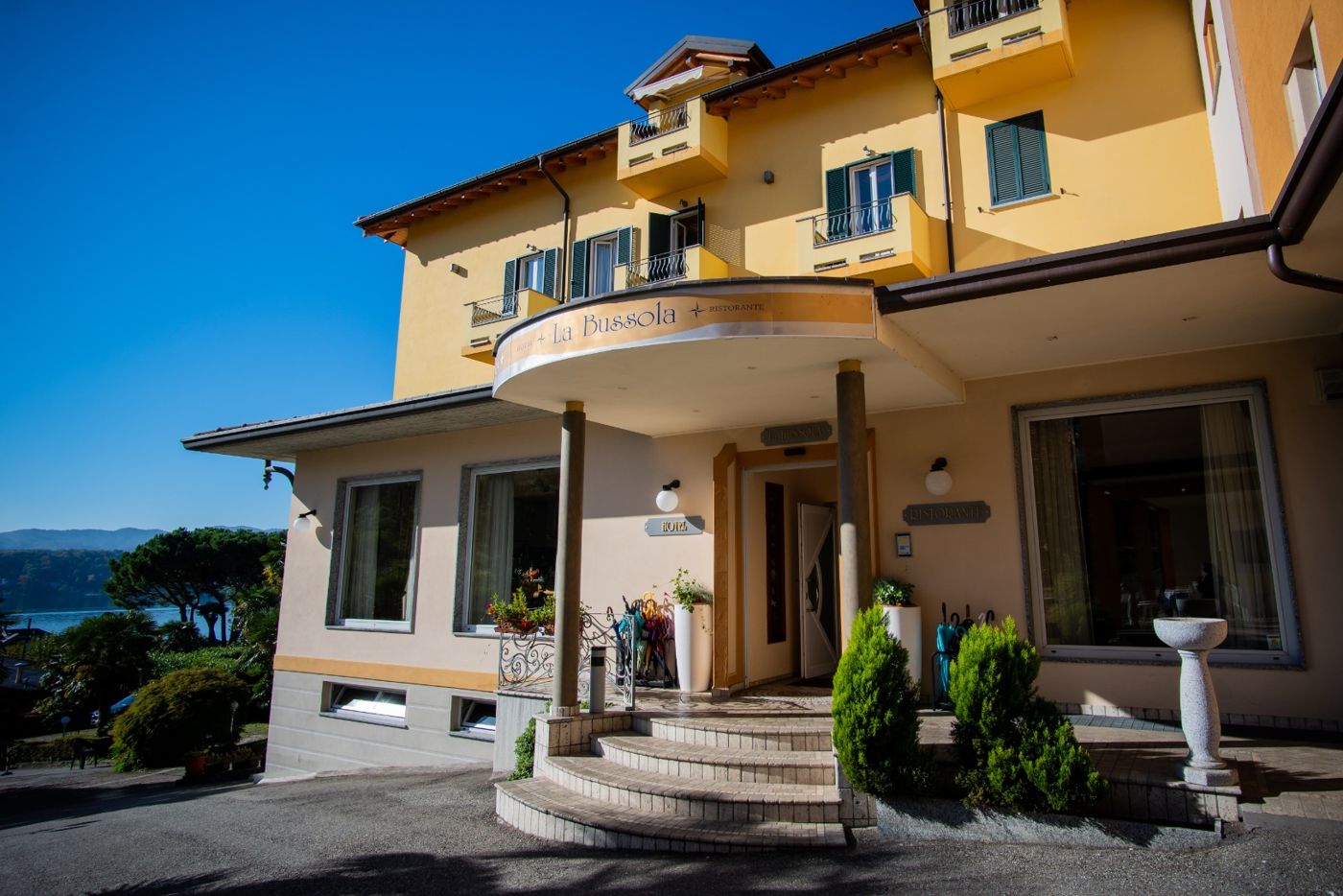Hotel Ristorante La Bussola