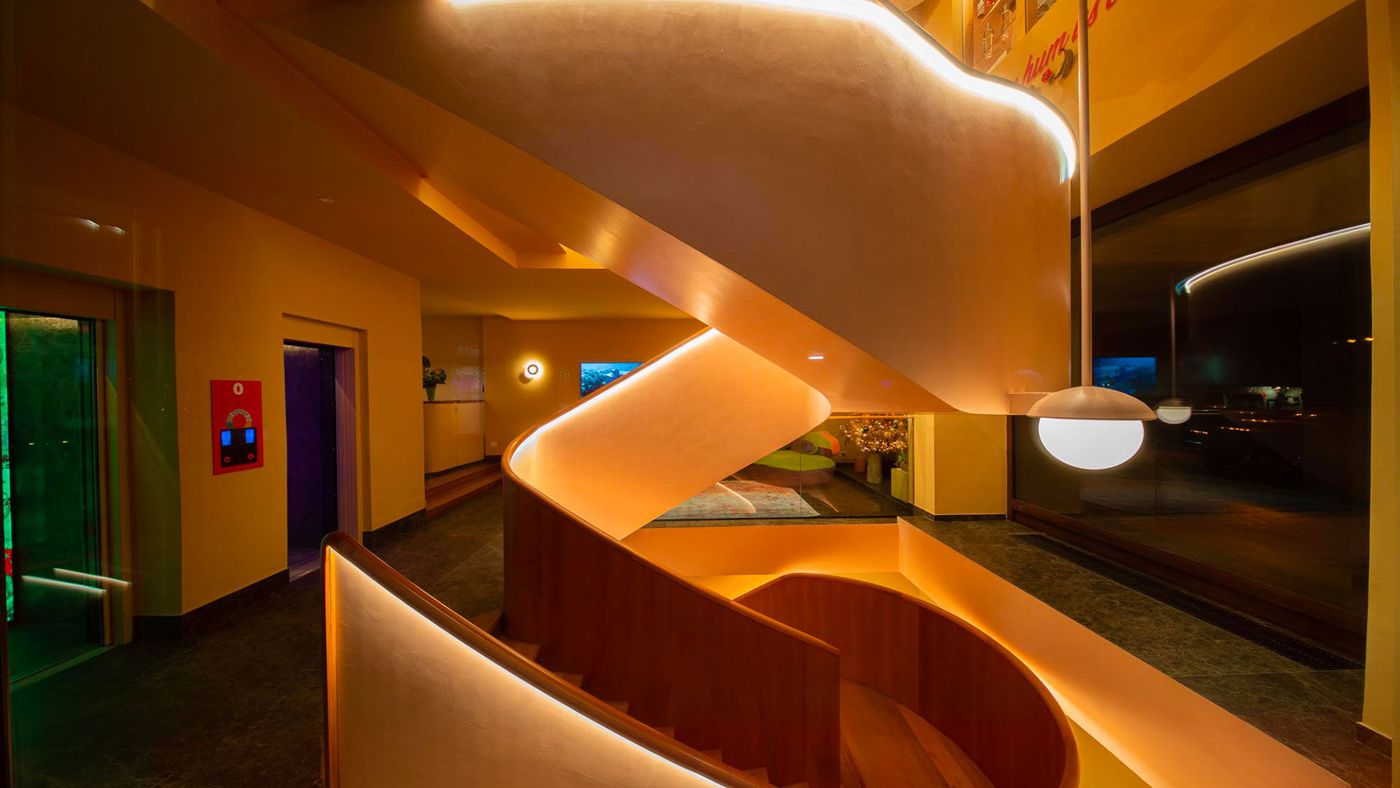 Omama Social Hotel