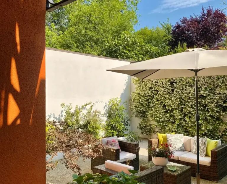 Piazza Nova Guest House