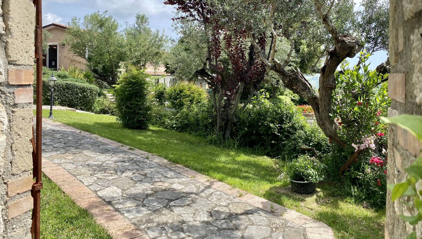 HURZ - Giardino Sannita