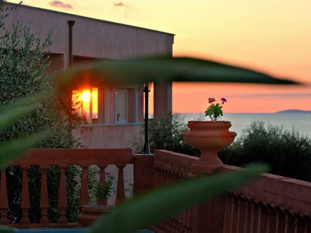 Hotel Poggio degli Ulivi • Rodi Garganico