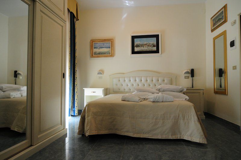 Hotel Ariella