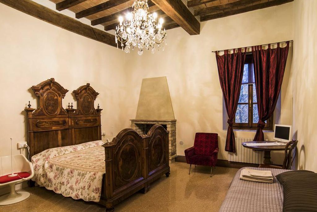 Torre di Tiorre B&B
