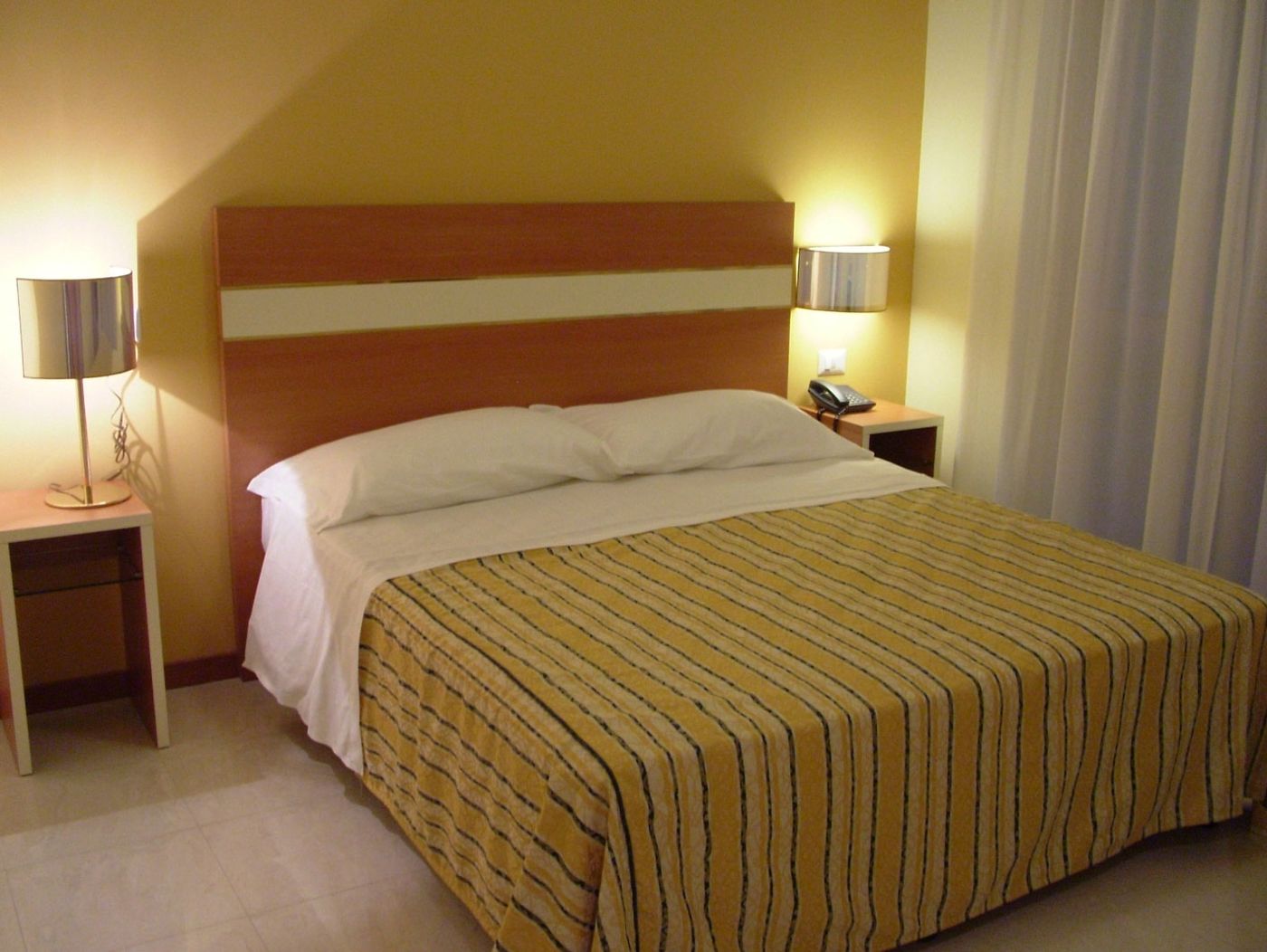 Gf Hotel