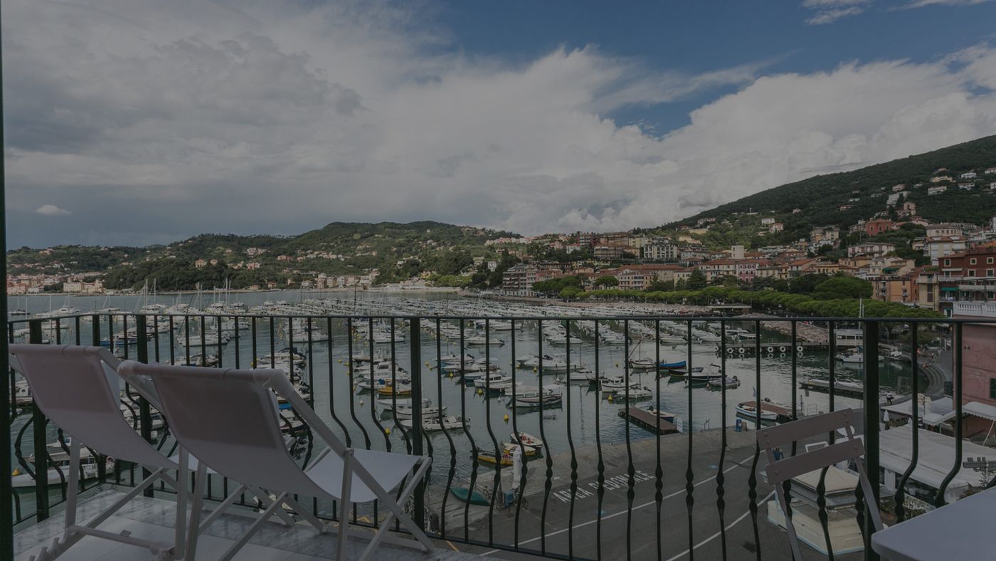 Al Molo Sea View Rooms